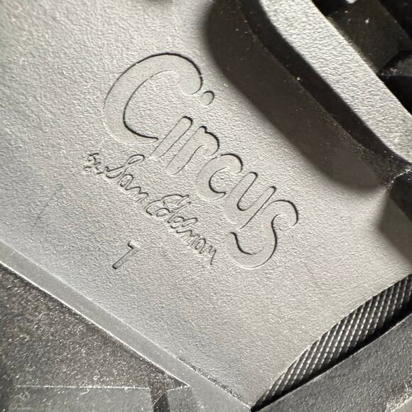 Circus Sam Edelman Pull On Boots Leather Ankle Chunky Lug Sole Outdoor Size 7 - Picture 2 of 7